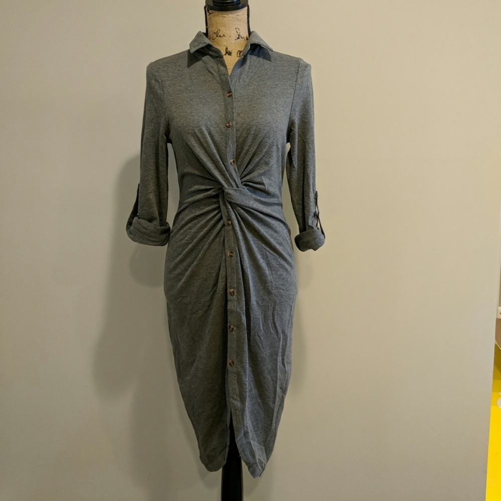 Roll sleeve button front twist waist tulip dress - Picture 3 of 6